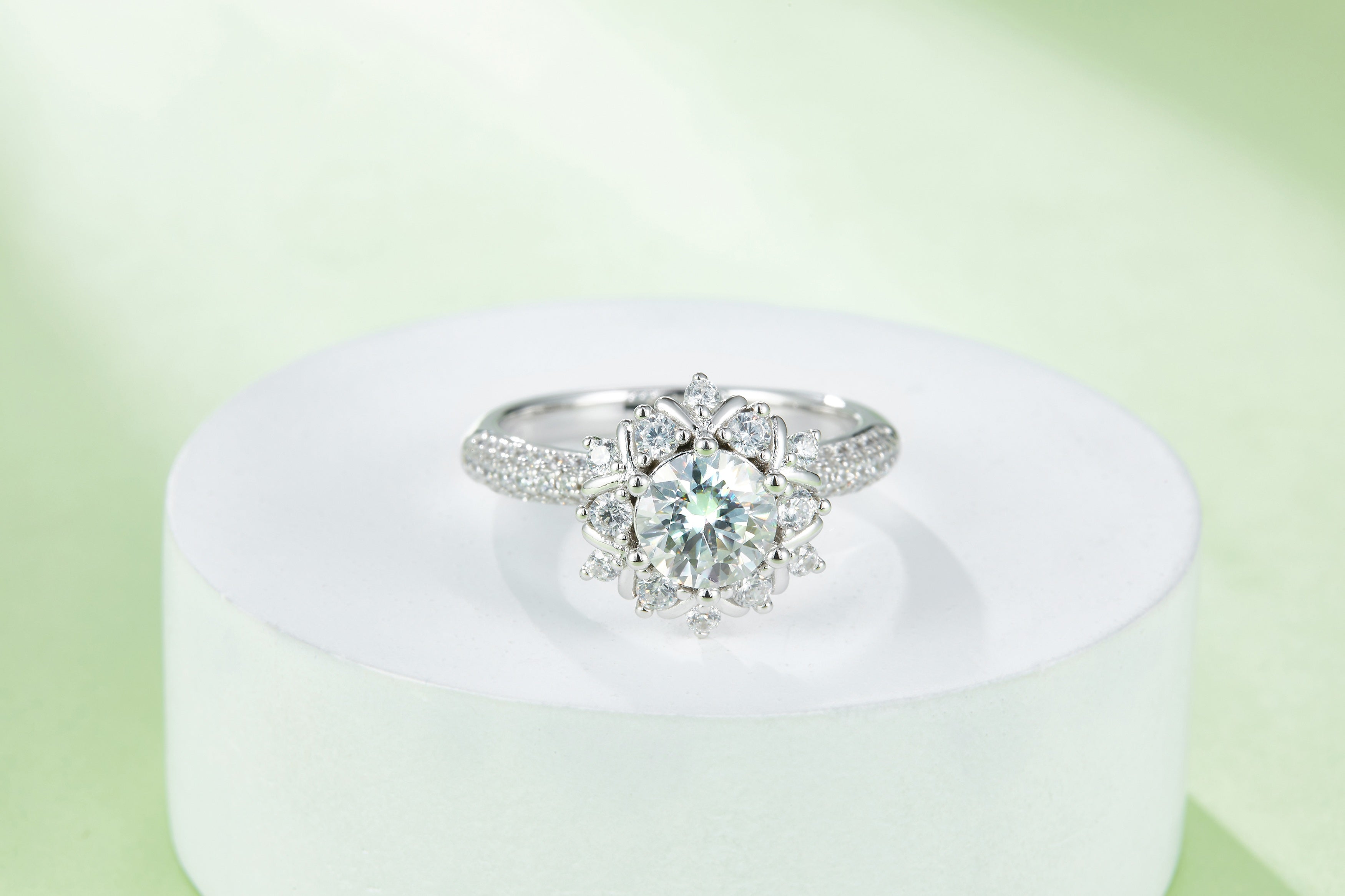 1-carat Luxury And Fashionable Light Luxury Jewelry Silver Ring Set With Top-quality Moissanite, S925 Silver Plated Platinum